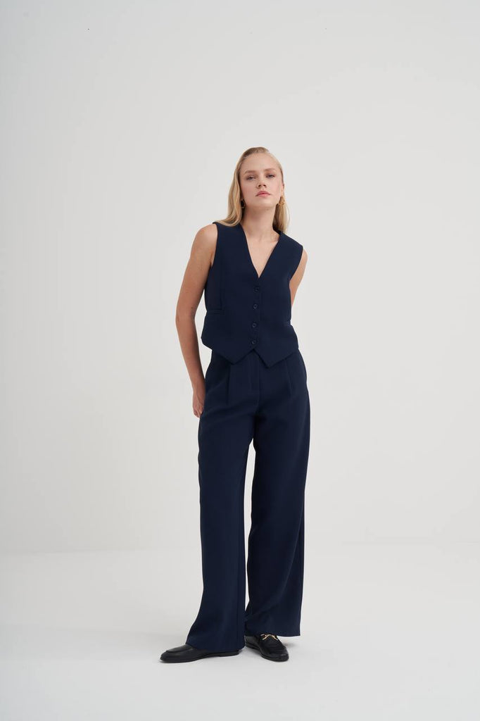 Sienna suits navy blue