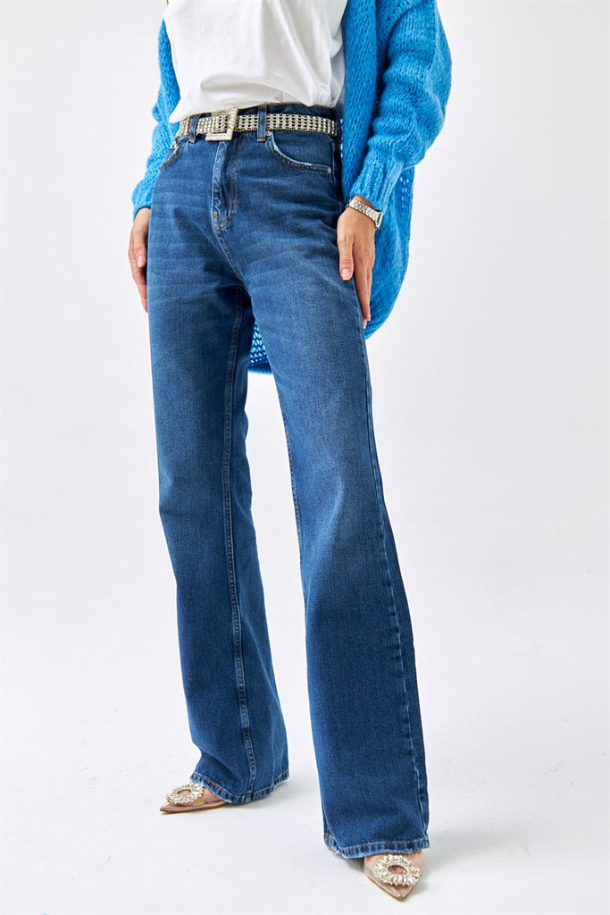 High waist straight cut blue jeans